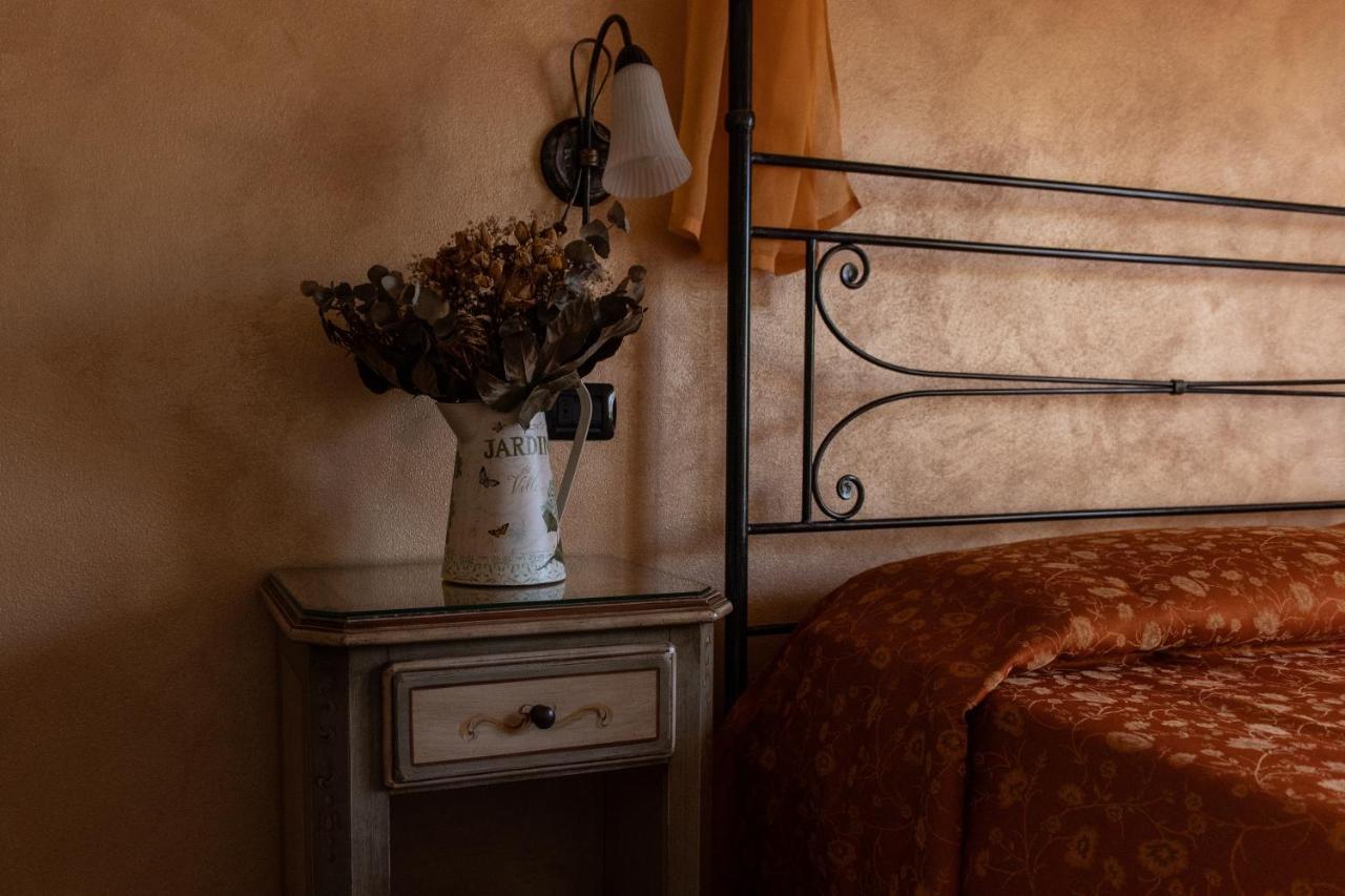 Agriturismo Ca' Del Gal Valeggio sul Mincio Eksteriør billede